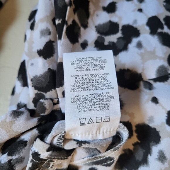 CAbi 5898 Rosette Leopard Wrap Peplum Blouse Animal Print Ruched Size Women's S - Picture 12 of 12